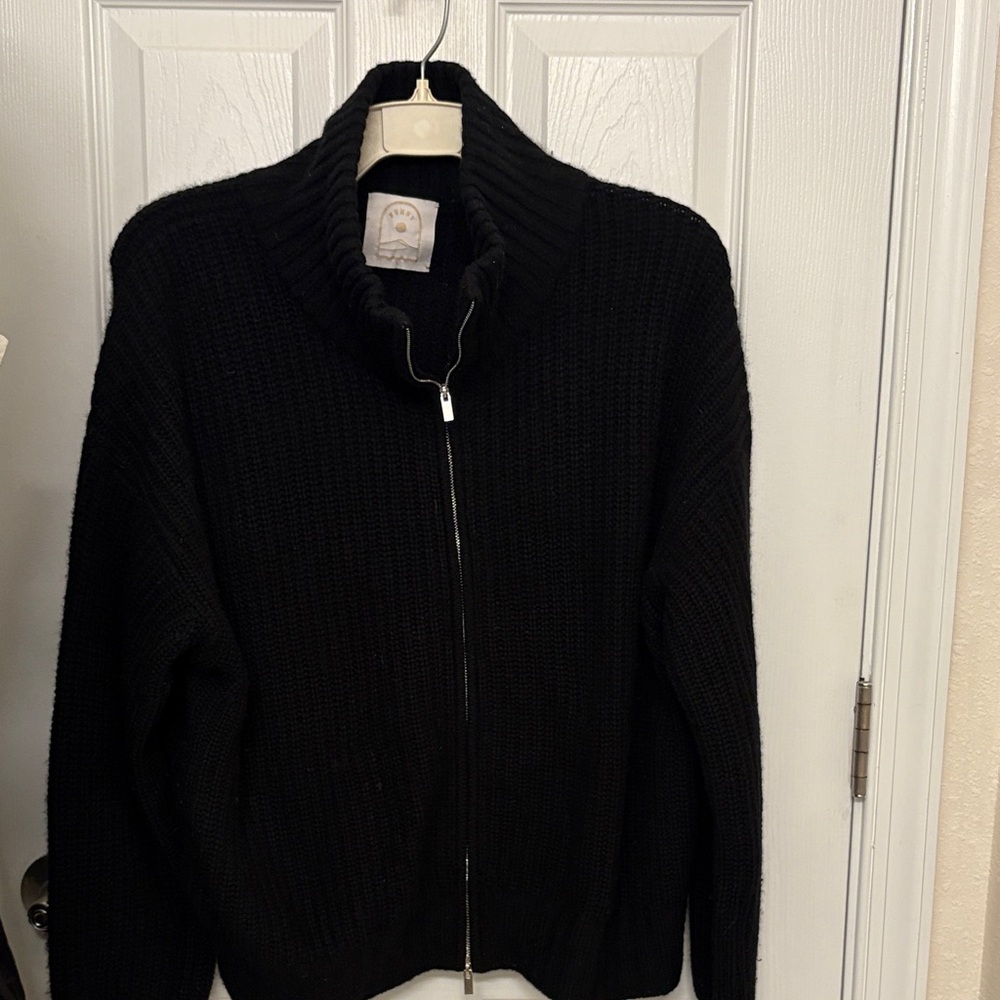 Sunny  Women's Black cashmere Zip-Up Cardigan-NFS do not buy.